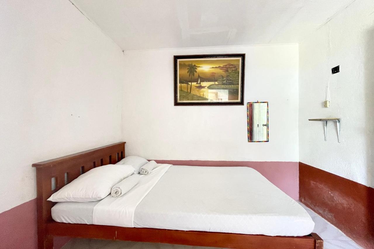 Oyo 899 Merie Diz Sunrise Beach Resort Oslob Exterior photo